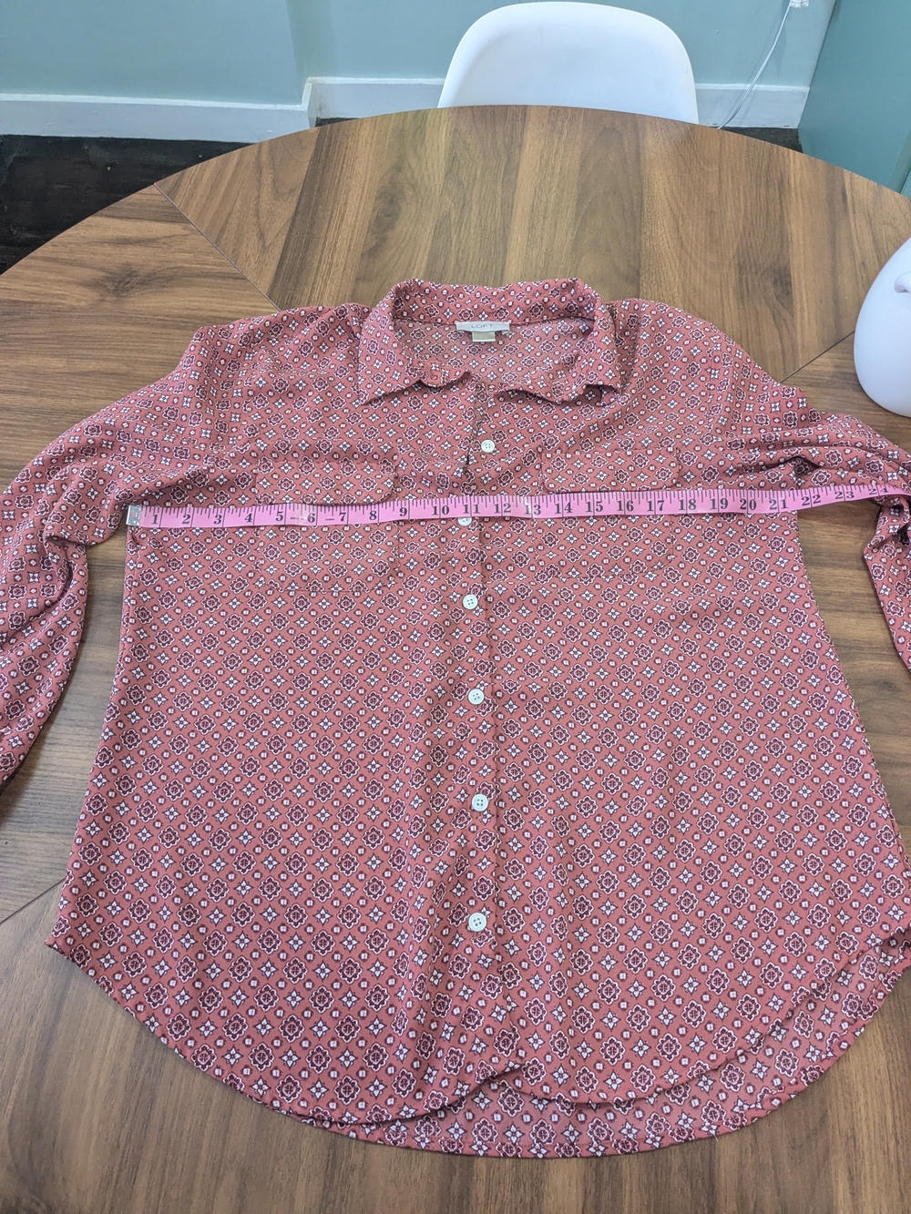 LOFT Rust Diamond-Print Button-Down Shirt - Picture 4 of 5